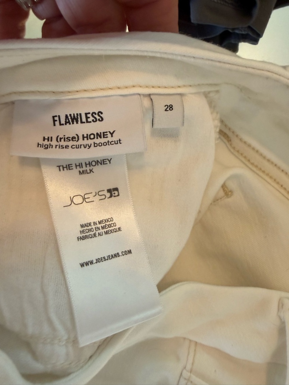 Joe's Jeans Flawless Hi (Rise) Honey High-Rise Curvy Bootcut in Milk White